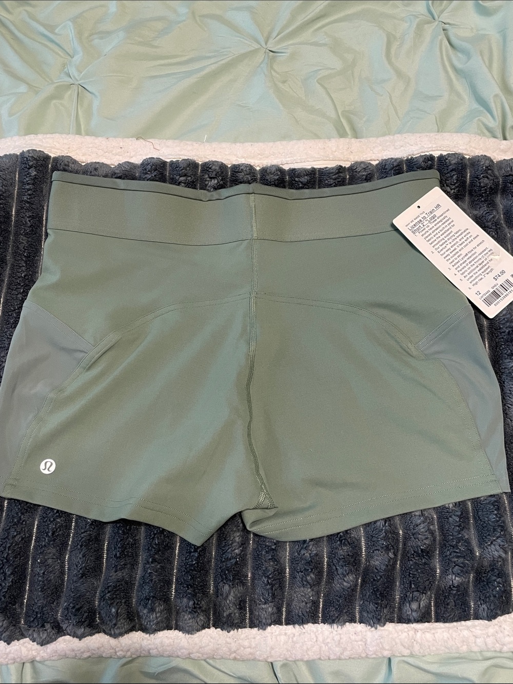 Lululemon NWT License to Train HR 2” Logo Shorts Womens Size 12 Grey Eucalyptus - Picture 8 of 10